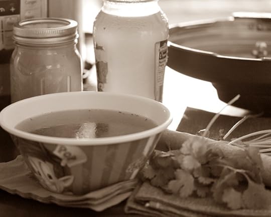 Pressure Cooker Chicken Broth