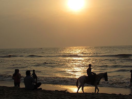 Sunrise-besant-nagar-beach-chennai-3