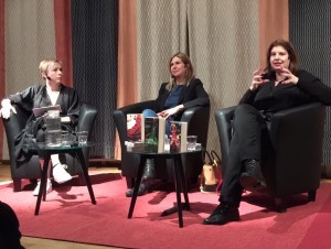 Samtalet i full fart.