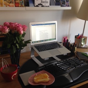 Idag har jag rosor. Kan ni fatta att tulpansäsongen är över? 