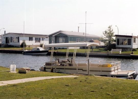 pontoon