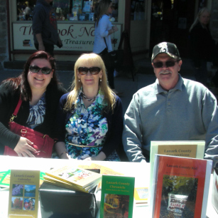 Tracey her Dad and Arlene Maple Fest 20160001