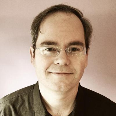 Ian Lamont 藍毅恩