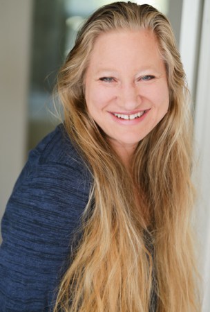 Elena Hartwell