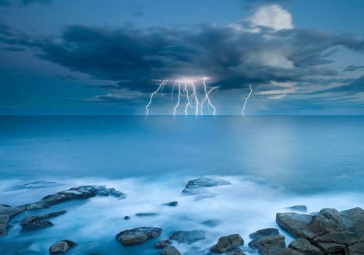 Lightning1