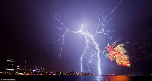 Lightning3
