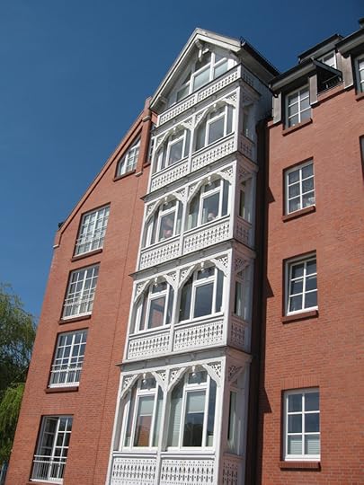 Leer storehouse