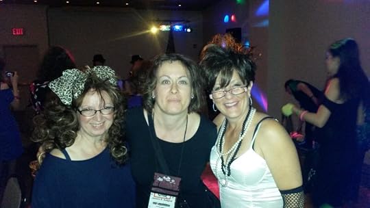 Fun with Donna McDonald and Robyn Peterman at Romancing the Capital