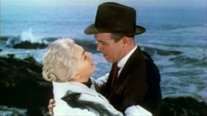 Vertigo_1958_trailer_embrace