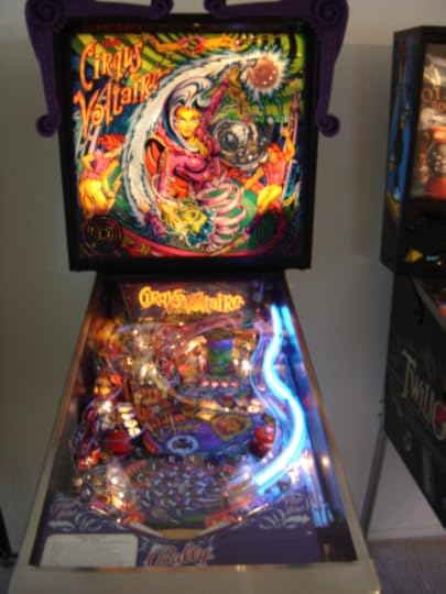 Cirqus_Voltaire_pinball