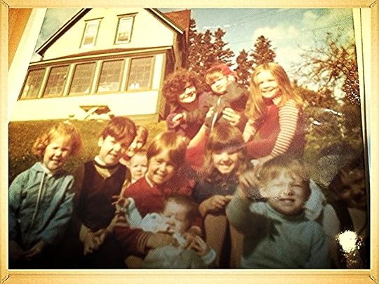 Cousins! So many awesome cousins :) Norton, at the Kelly farm.