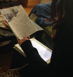 Så vi åkte hem och jobbade klart. Fina Trude som läst hela mitt manus och satt med mig i TIMMAR och gav feedback. Hon har gjort det med alla mina böcker. Vänner = bra grejer.