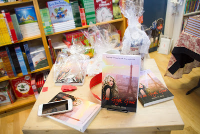 Book launch prize ideas