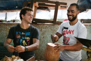 market-cuba-expeditions.ngsversion.1463152835164.adapt.590.1