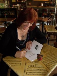 577646_10152706742040195_709370499_n