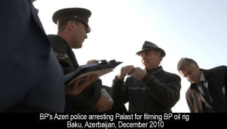 Palast-Arrest-Caption