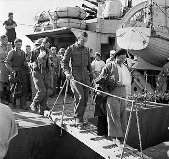 Wounded British troops at an Egyptian port after evacuating from Crete, Greece, 31 May 1941 (Imperial War Museum)