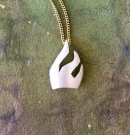 The Letter Shin, © photograph by Quinn McDonald. Sterling pendant by Su Keates.