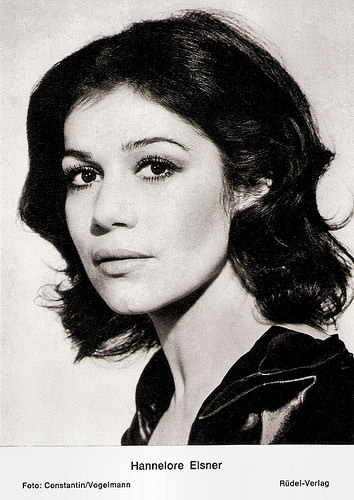 Hannelore Elsner in ...aber Jonny! (1973)