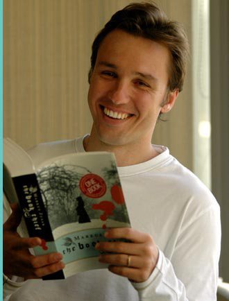 markus zusak holding The Book Thief