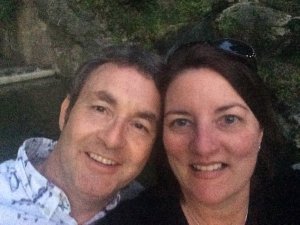 CkJ0Bn6UoAAmU57.jpg-large