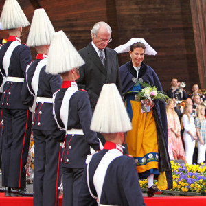 800px-Carl_XVI_Gustaf_och_Silvia_på_Skansen_2009