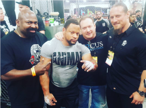 Steve Goggins, Maliek Derstine, Ed Coan, Dan Green in the Animal Cage