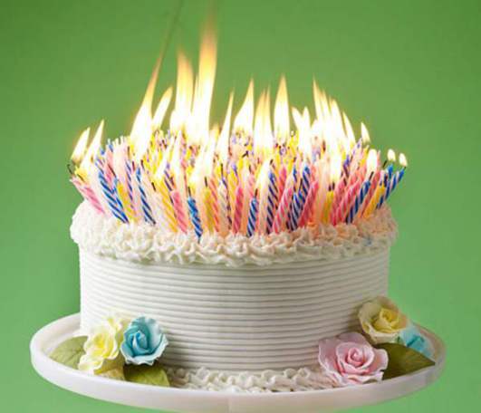 picture-of-a-birthday-cake-with-lots-of-candles[1]