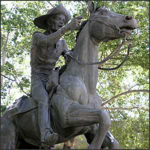 oldsac_pony_express_statue
