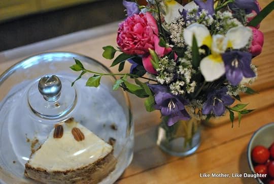 {bits & pieces} ~ reading from around the interwebs at Like Mother, Like Daughter