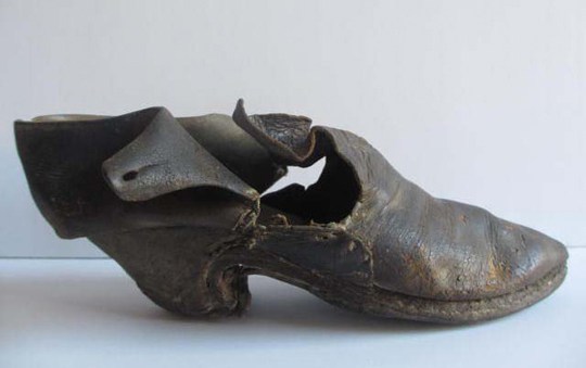 concealed shoe
