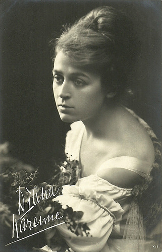 Diana Karenne