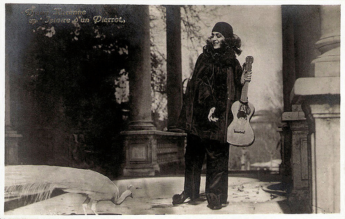 Diana Karenne in Histoire d'un Pierrot