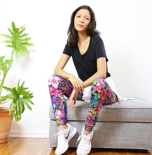 black_pocket_tee_grande