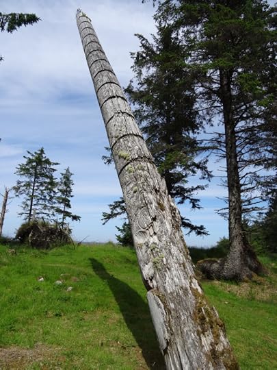 Potlatch pole