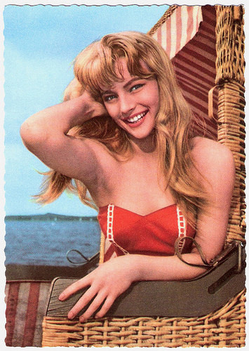 Karin Baal