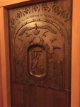 A beautiful wood relief about Noah. Would love to have a copy.