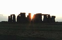 Stonehenge sunset - Wiki