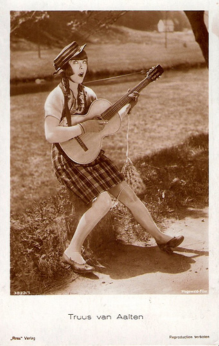 Truus van Aalten