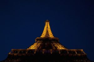 eiffel-tower-1209157_640