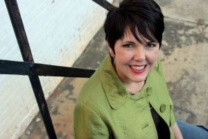 10-19-15 Carroll Amy Headhshot