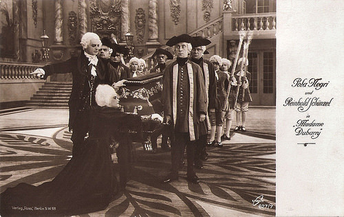 Pola Negri and Reinhold Schünzel in Madame DuBarry (1919)