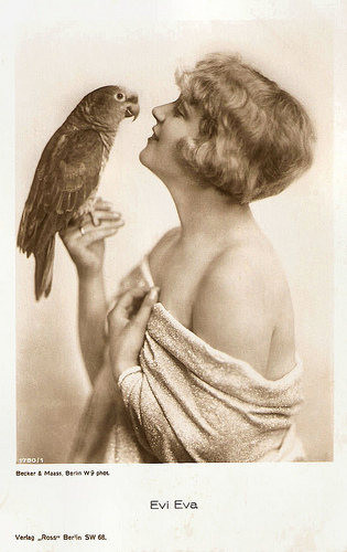 Evi Eva