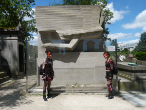 Pere Lachaise cemetery, Oscar Wilde's grave