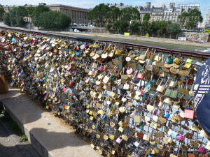 love lock bridge