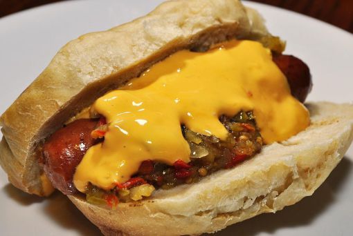hotdog1024px-Mmm..._hot_dog!_(5406511912)