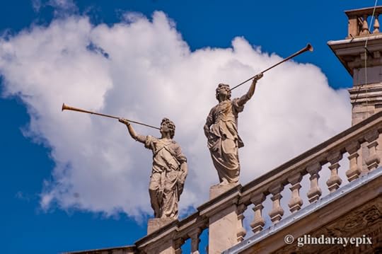 STATUARY