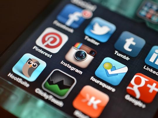 Instagram and other Social Media Apps by Jason Howle. CC-BY-2.0 via Flickr.
