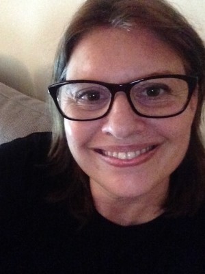 Inga fancy skor men väl fancy brillor. 