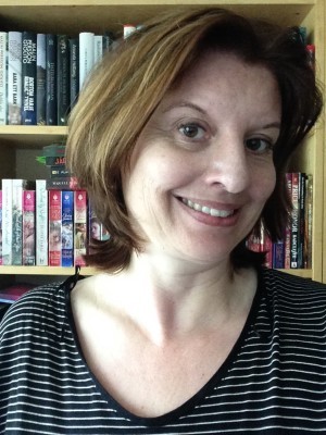 Efter (och nej, jag har inte bytt om till nattlinne, det är en mys-tröja som är lite - enum - sladdrig.)